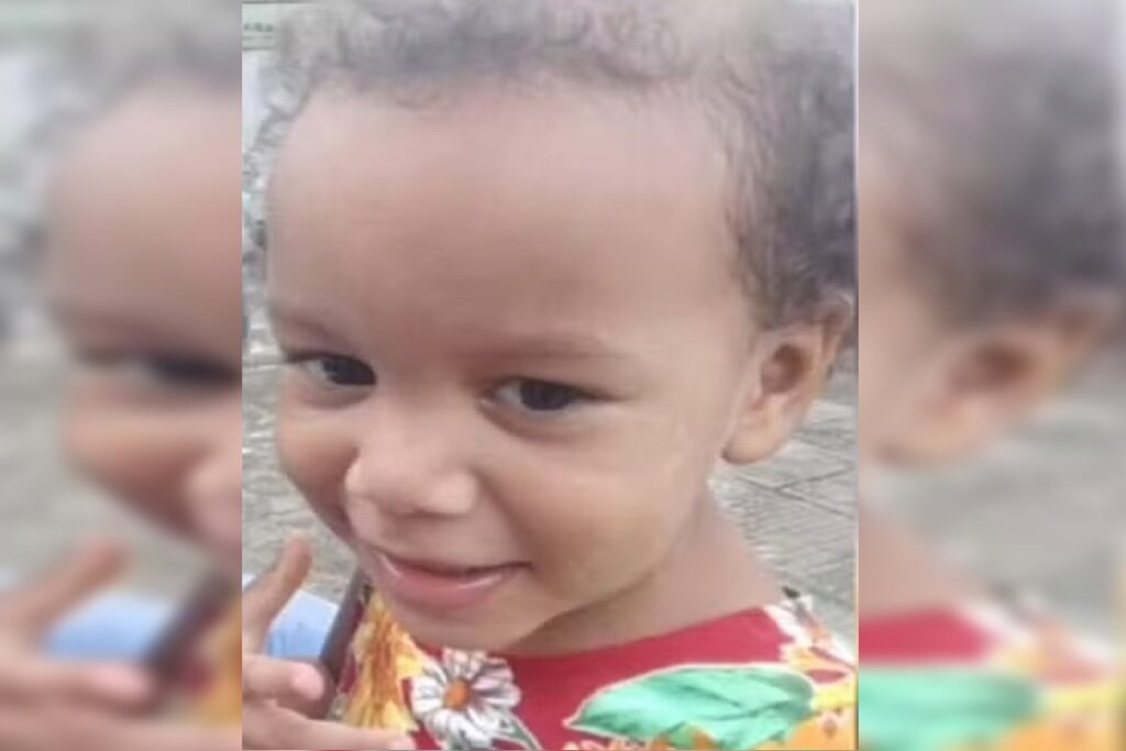 menina-de-4-anos-e-encontrada-morta,-de-cabeca-para-baixo,-em-poco