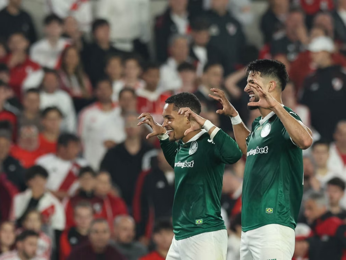 Palmeiras x LDU: veja onde assistir, prováveis escalações e arbitragem