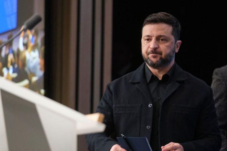 zelensky-reclama-que-china-“nao-apoia-a-ucrania”,-mas-ajuda-a-russia
