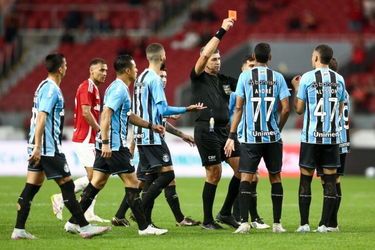 cbf-lanca-projeto-de-melhorias-para-a-arbitragem-brasileira.-confira
