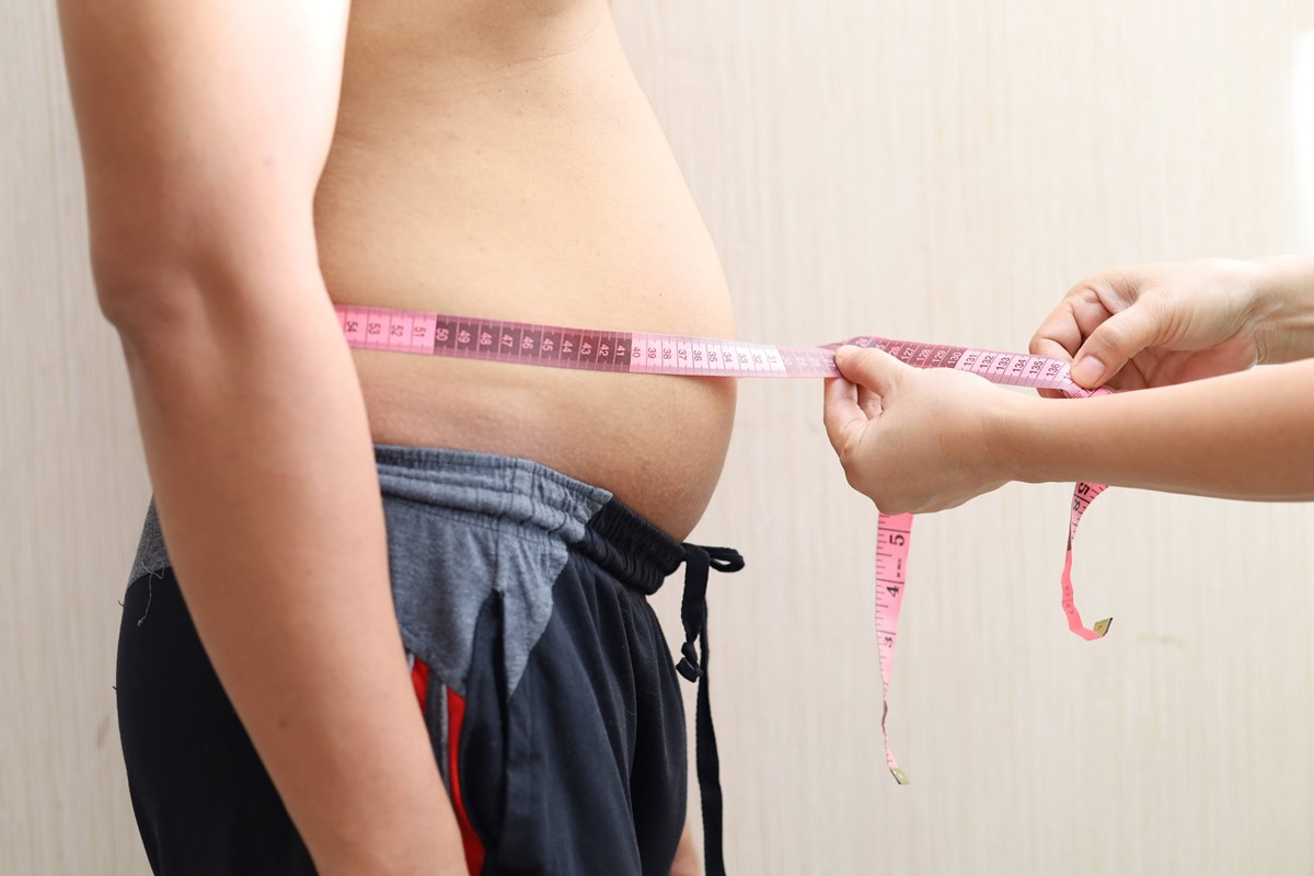 Pular esta refeição pode aumentar a barriga e elevar o colesterol