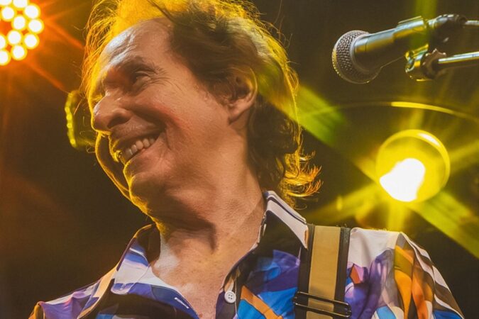 beto-guedes-leva-hinos-inconfundiveis-ao-festival-estilo-brasil