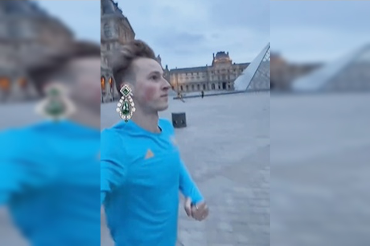 roubo-no-museu-do-louvre-provoca-onda-de-memes-pelo-mundo.-video