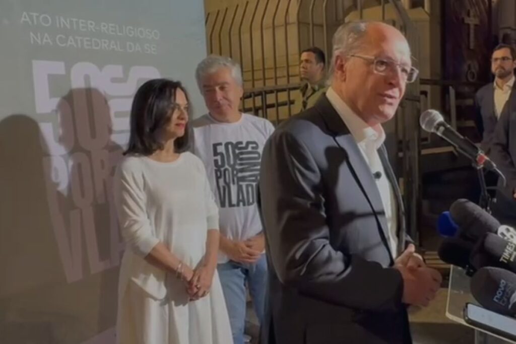 em-ato-a-herzog,-alckmin-evita-comentar-revisao-da-lei-da-anistia