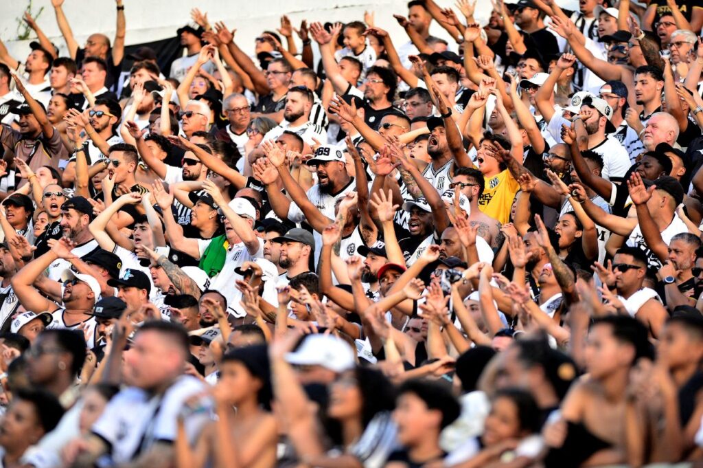 ponte-preta-vence-londrina-e-conquista-taca-da-serie-c-do-brasileirao