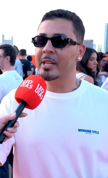 Carlinhos Maia se joga em show de Ivete e comenta reconciliação com GKay