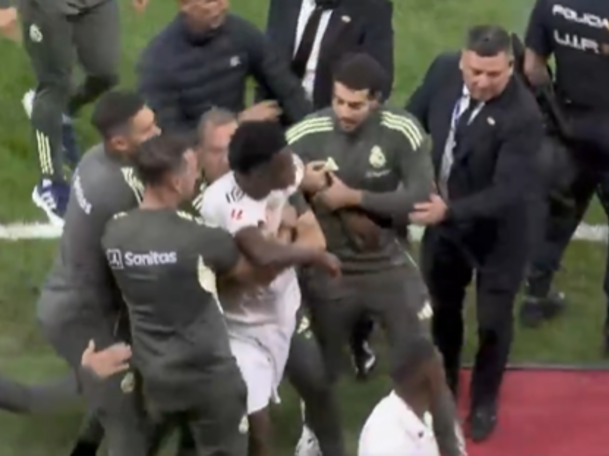 Vini Jr. protagoniza provocações e briga no clássico; veja a treta