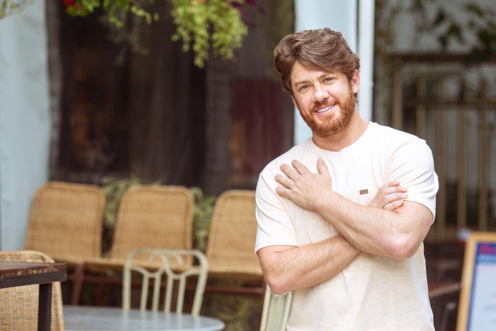 Leonardo Miggiorin une arte e psicologia e se prepara para o “MasterChef Celebridades”