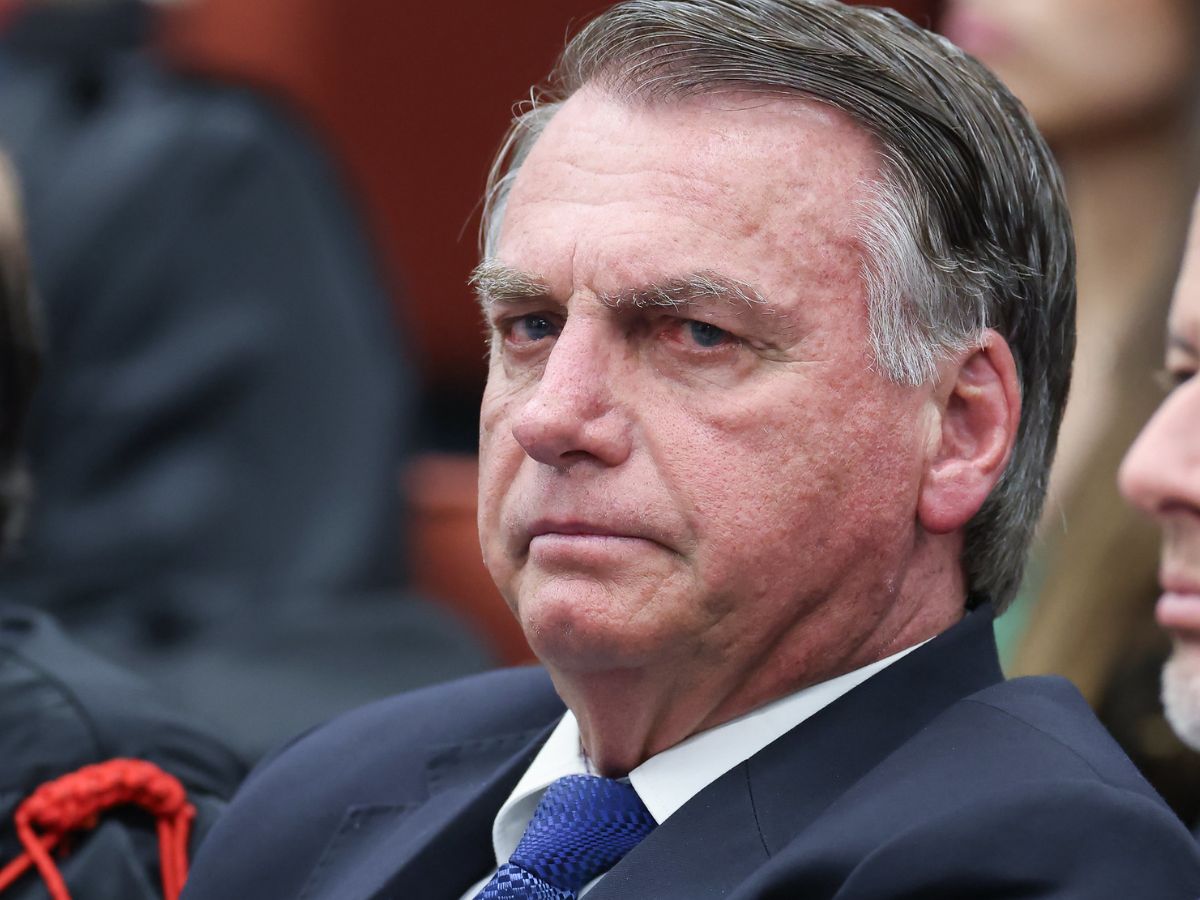 Defesa de Bolsonaro tenta refazer condenação e unificar tipificações penais