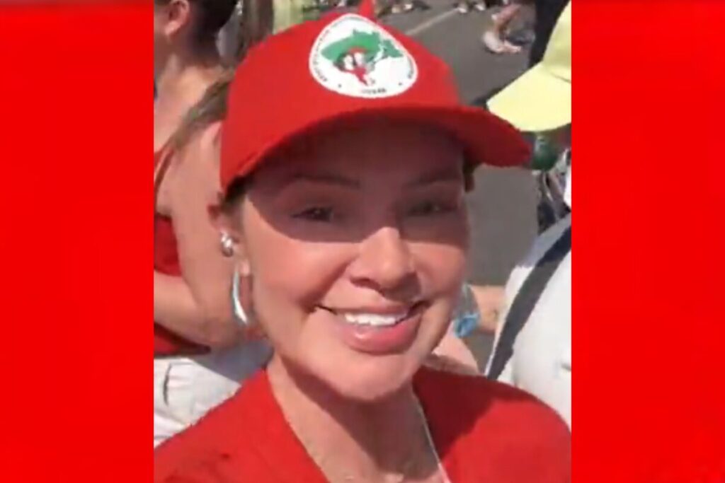 reincidente:-esquerdogata-ja-foi-condenada-apos-chamar-pms-de-“bostas”