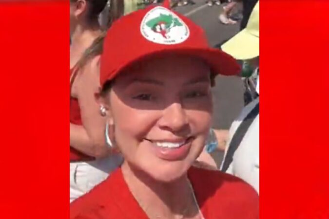 reincidente:-esquerdogata-ja-foi-condenada-apos-chamar-pms-de-“bostas”