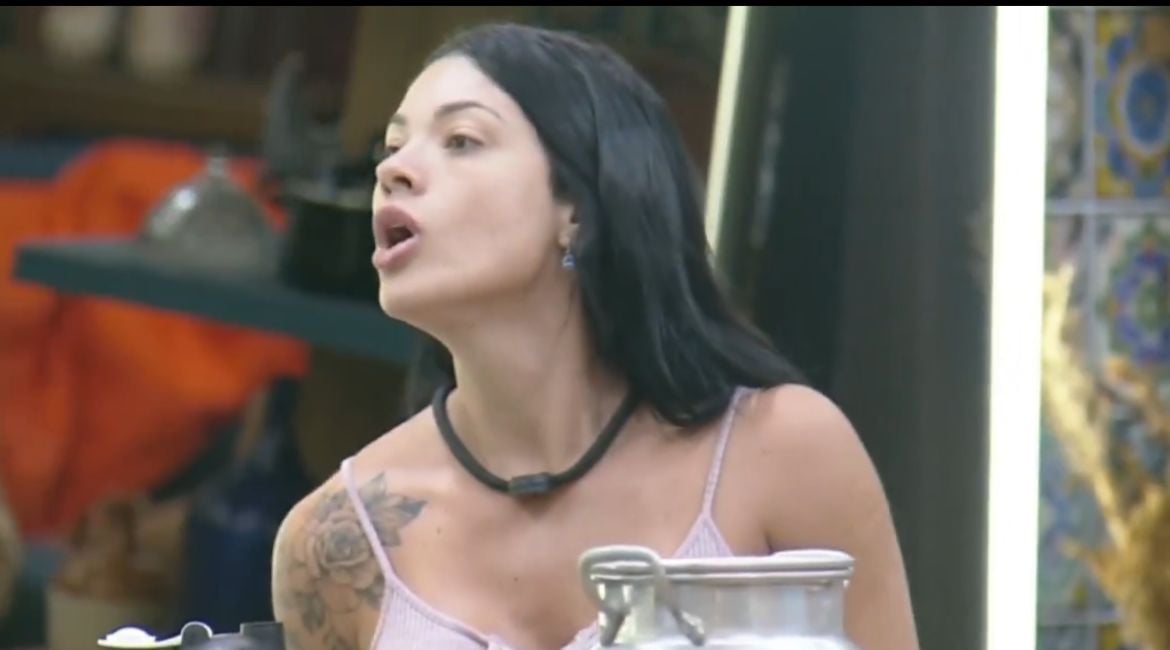 Saory Cardoso e Rayane Figliuzzi protagonizam confusão e trocam ofensas em “A Fazenda”