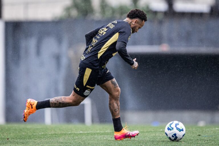 neymar-inicia-transicao-fisica-e-fica-perto-do-retorno-aos-gramados