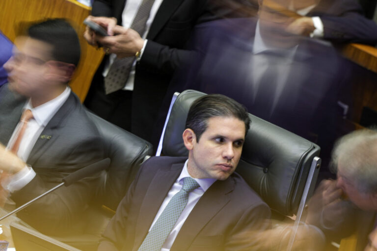 apos-acao-no-rio,-motta-discute-com-derrite-projeto-contra-pcc-e-cv