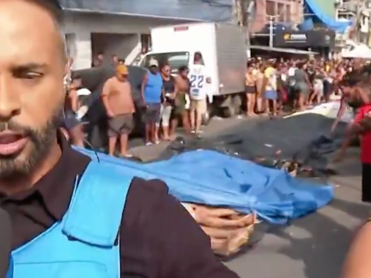 Moradores acham mais de 50 corpos após operação no RJ; número de mortos passa de 100