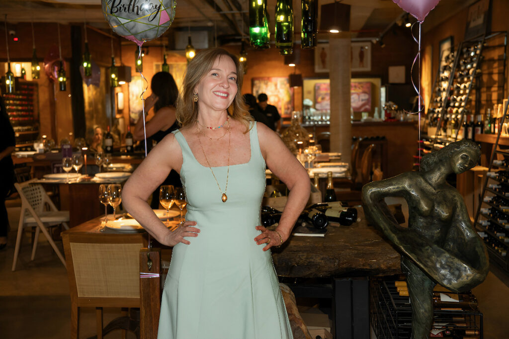 celebracao-surpresa-reune-amigas-pelos-60-anos-de-fabiane-cohen