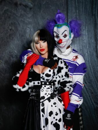 casalzao!-vini-jr.-e-virginia-posam-juntos-em-festa-de-halloween-na-mansao-do-jogador