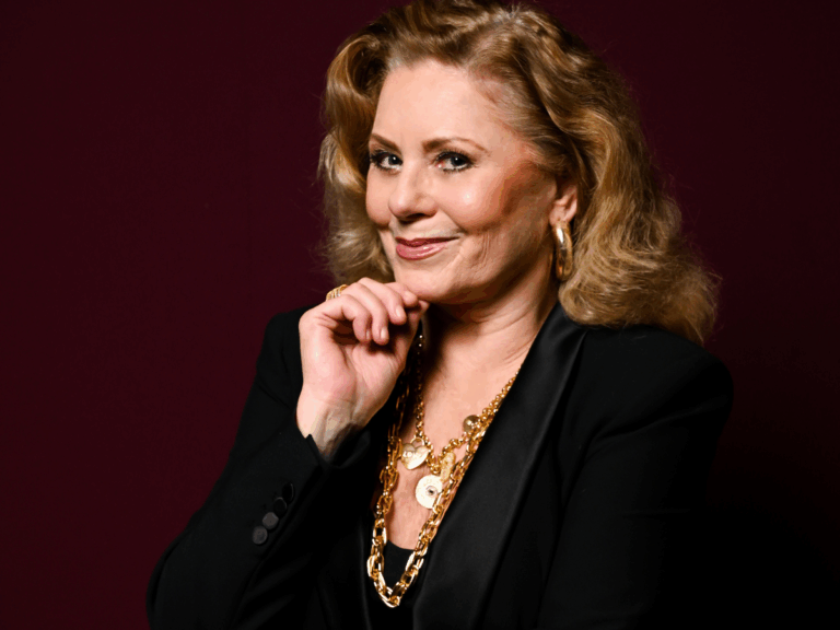 vera-fischer-revela-como-encara-o-envelhecimento:-“se-amar-em-todas-as-fases”