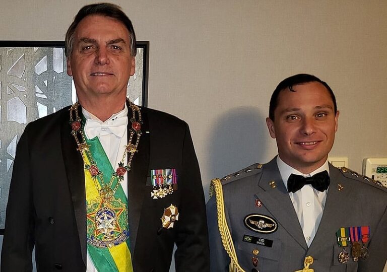moraes-determina-que-mauro-cid-comece-a-cumprir-pena