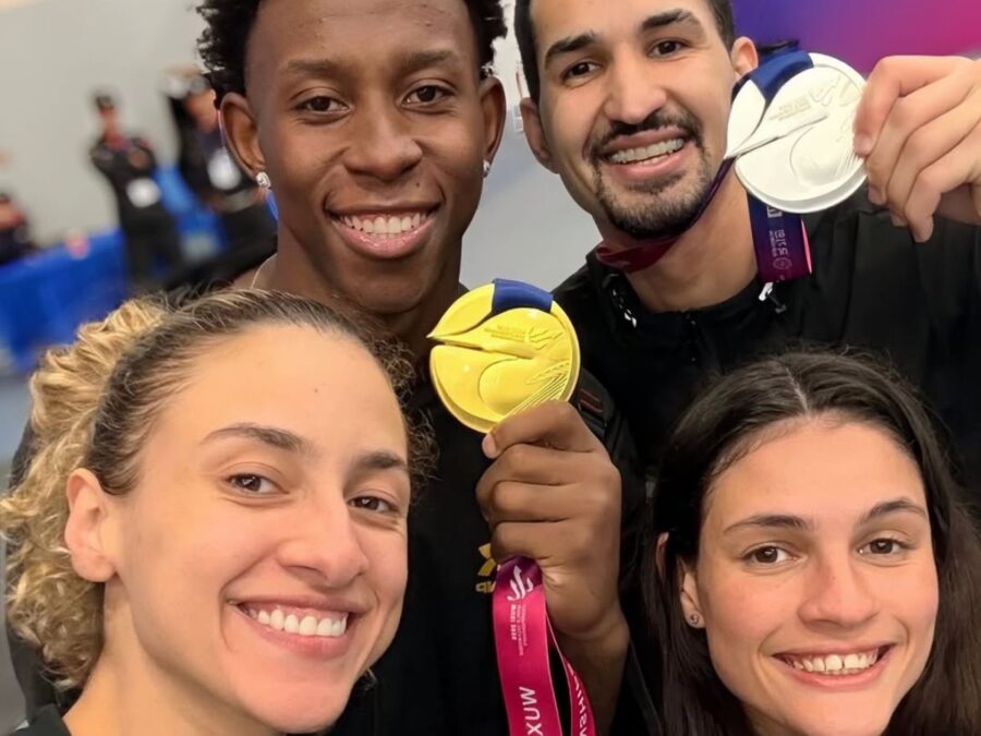 Netinho Marques leva prata e Brasil faz história no Mundial de Taekwondo