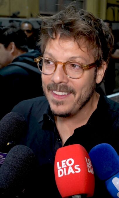 Fábio Porchat fala sobre interpretar Renato Aragão e Jô Soares em biografias