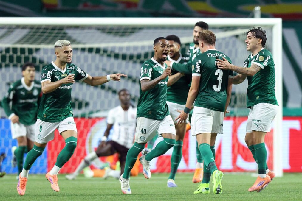 Libertadores: Palmeiras faz 2 x 0 contra a LDU; assista ao gol