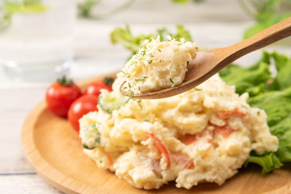 Salada de batata com ovos: saudável e proteica para não sair da dieta