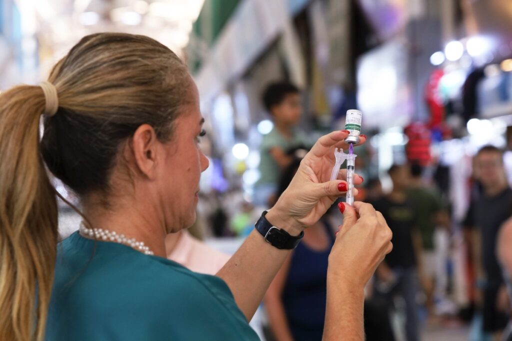 caderneta-atualizada:-quase-50-ubss-aplicam-vacinas-neste-sabado-(1o)