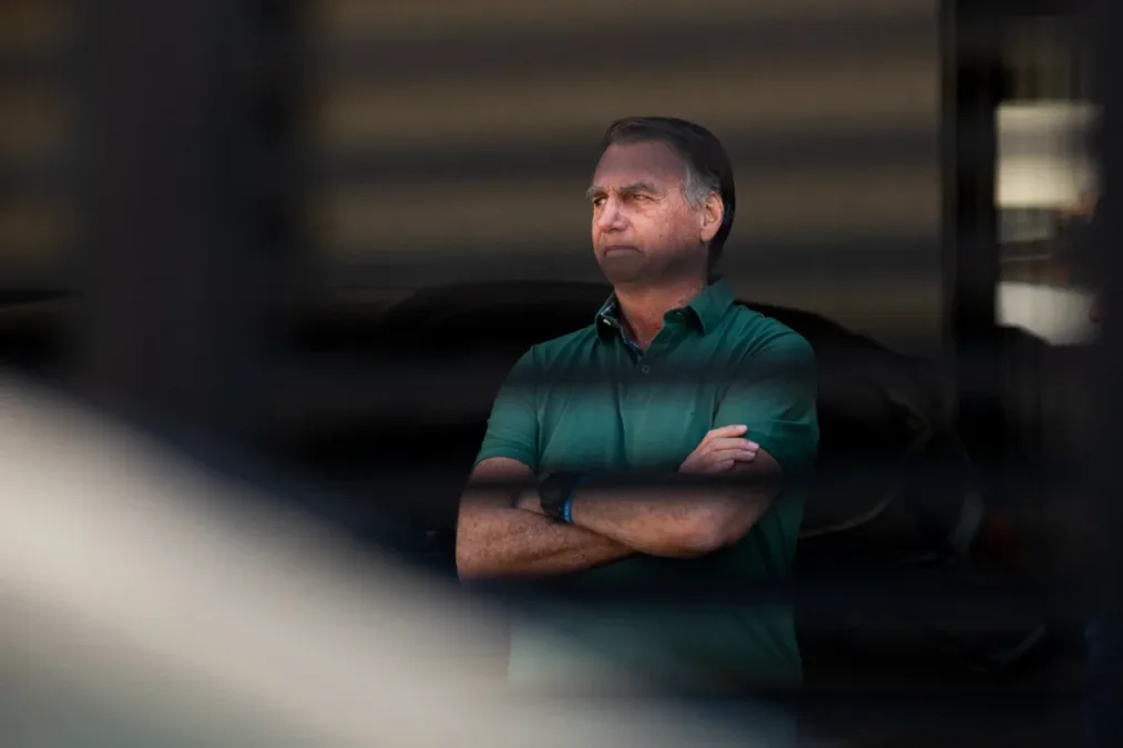 Bolsonaro é apontado como líder de organização criminosa que tentou impedir a posse de Lula e restringir o Judiciário, diz acórdão do STF