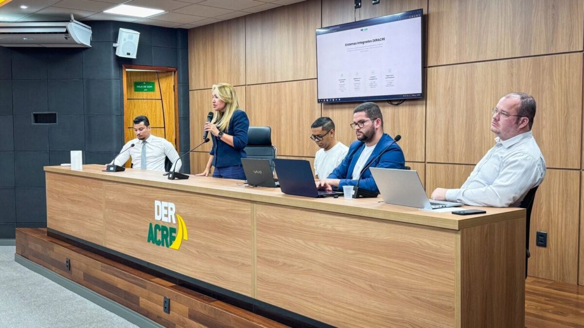 Deracre apresenta novos sistemas para modernizar a gestão de obras e dados