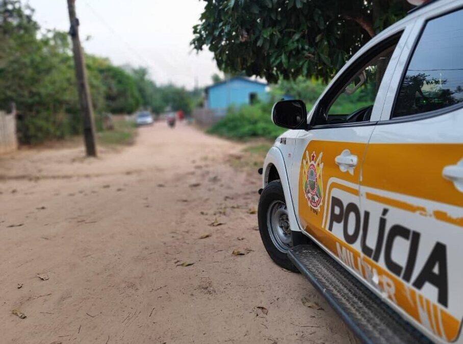 8º BPM cumpre mandado e prende foragido que tentou descartar substância suspeita em Santa Rosa do Purus