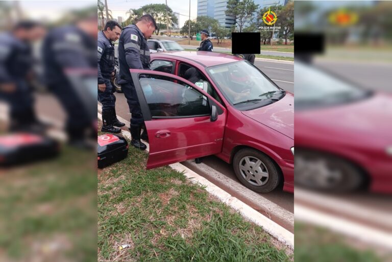 mulher-entra-em-trabalho-de-parto-e-da-a-luz-em-via-do-df