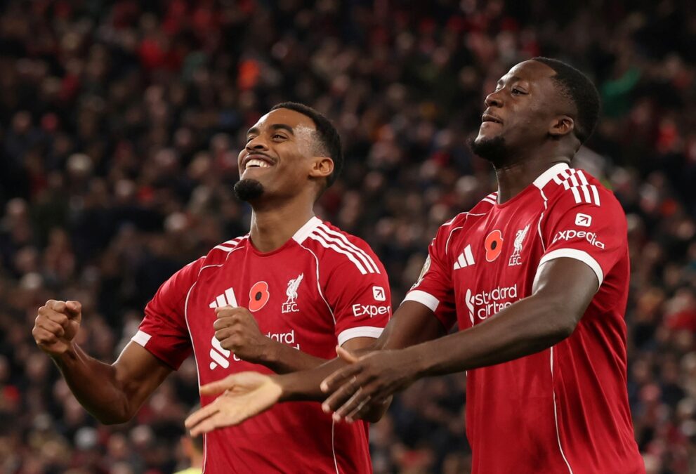 Premier League: após quatro derrotas, Liverpool vence Aston Villa