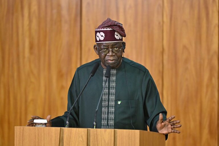 apos-ameaca-dos-eua,-presidente-da-nigeria-quer-dialogo-com-trump