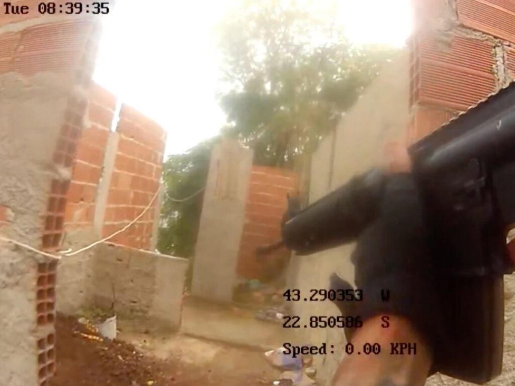 cameras-corporais-revelam-bastidores-da-operacao-no-rio-que-deixou-121-mortos