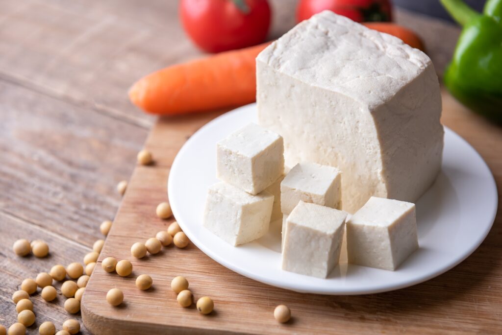 para-variar-a-dieta:-proteina-de-soja-ao-molho-e-barata-e-gostosa