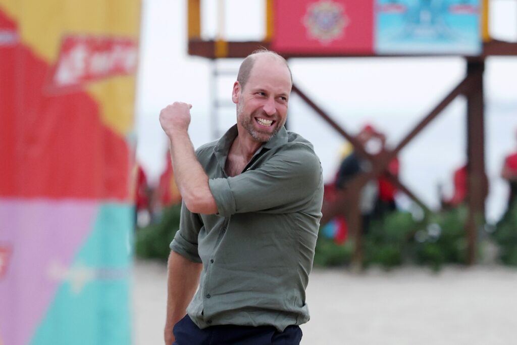 confira-o-que-o-principe-william-pediu-em-ida-a-tradicional-bar-no-rio