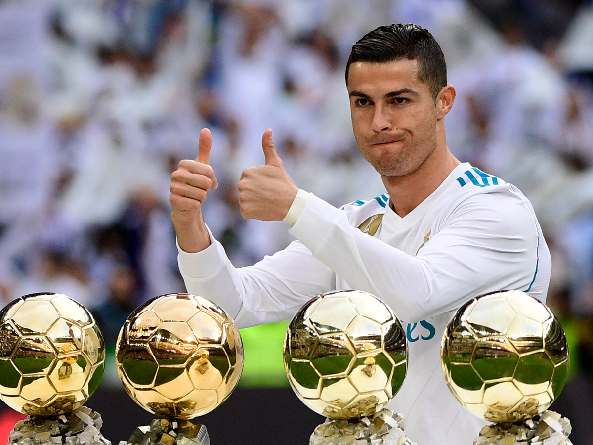“Não quero parecer humilde”, diz Cristiano Ronaldo ao afirmar ser melhor que Messi