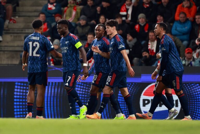 champions-league:-arsenal-vence-fora-de-casa-e-napoli-fica-no-empate