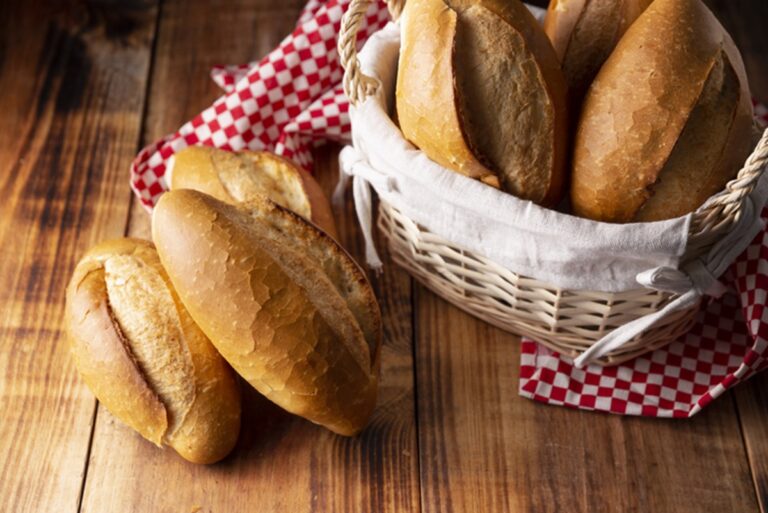 adeus,-torradeira:-chef-ensina-truque-para-pao-crocante-e-miolo-macio