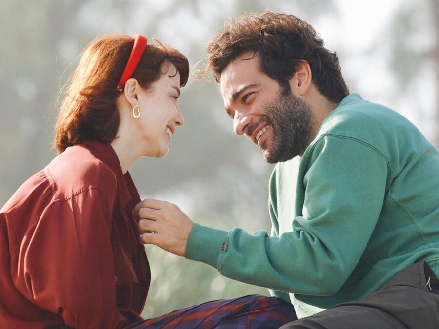Mãe de Humberto Carrão se declara para Alice Wegmann após atores viverem casal em “Vale Tudo”