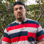 belo-e-aguinaldo-silva-se-encontram-no-“altas-horas”-e-autor-elogia-atuacao-do-cantor