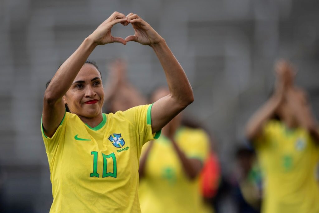 com-marta,-veja-as-indicadas-do-brasil-a-selecao-do-ano-fifa-the-best