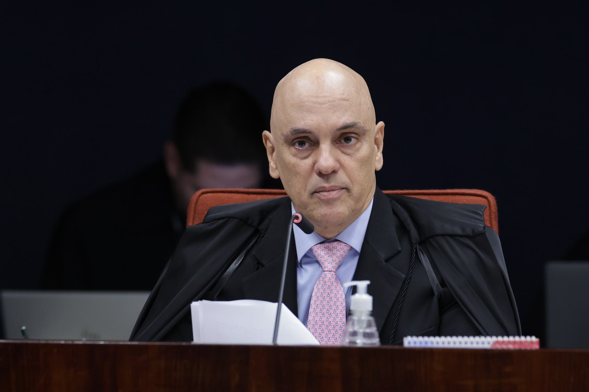 Moraes barra pedido por exame médico em Bolsonaro antes do fim do julgamento