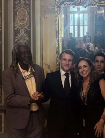 daniela-mercury-mostra-encontro-com-macron-e-detalha-conversa-com-o-presidente-frances
