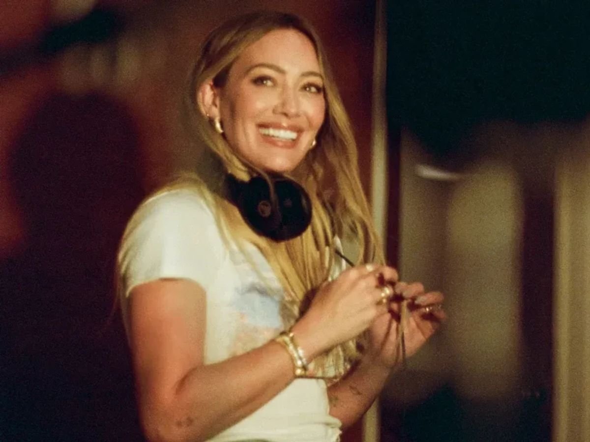 Estrela dos anos 2000, Hilary Duff retorna ao pop com o single “Mature”