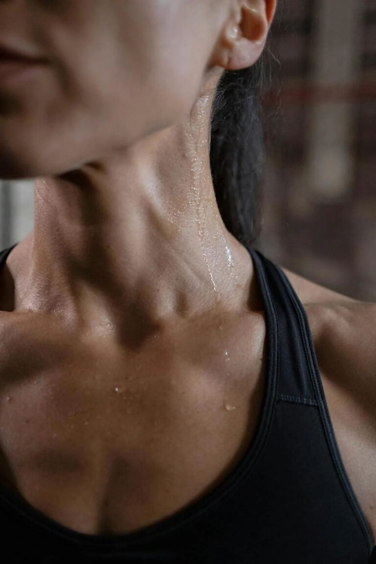 nutricionista-explica-como-a-alimentacao-influencia-o-odor-corporal