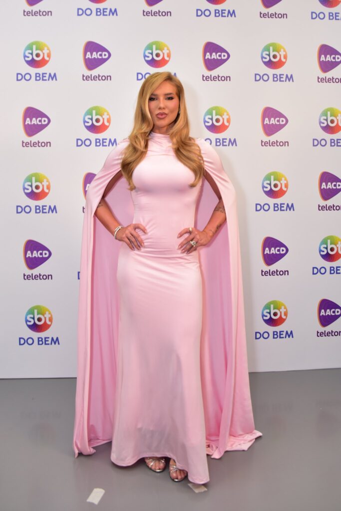 virginia-e-andressa-suita-apostam-em-looks-quase-identicos-em-eventos-diferentes