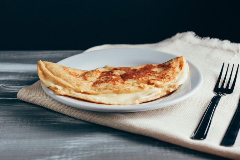 veja-como-fazer-um-pastel-de-frigideira-com-3-ingredientes