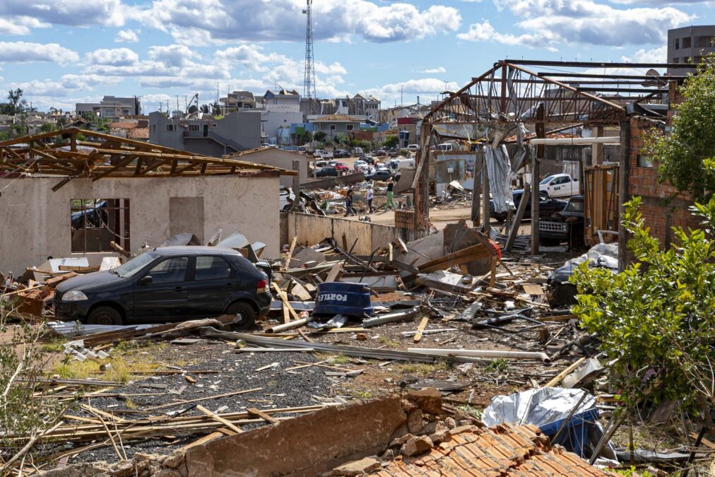 Tornado: deputados aprovam repasse de R$ 50 mil a famílias atingidas